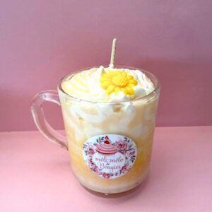 Bougie tasse parfum madeleine